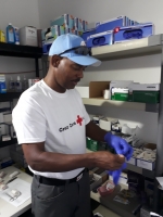 Voluntarionan di Cruz Cora Aruba a yega St. Maarten pa horcan Irma