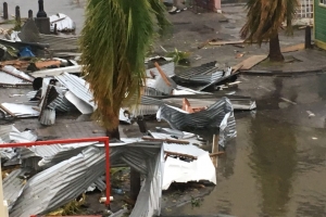 Horcan Irma causando destruccion na St Maarten