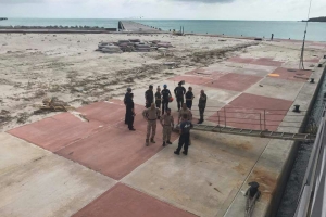 Prome bapornan militar a yega St Maarten 