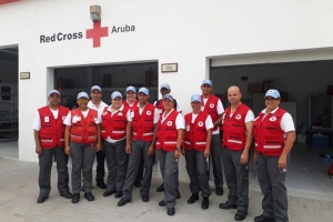 Diesdos voluntario di Cruz Cora Aruba a bay St Maarten 