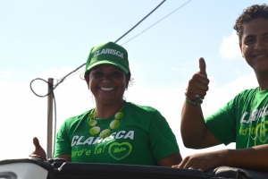 Partido AVP a tene su parada di auto rond di Aruba 