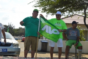Partido AVP a tene su parada di auto rond di Aruba 