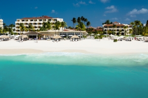 Condé Nast Traveler:  Bucuti & Tara Beach un di e mihornan den Caribe