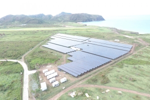 Parke solar Stuco na Statia completamente intacto despues di horcan Irma y Maria