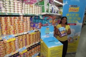 Friskies ta regala bo un aña gratis di cuminda pa bo pushi