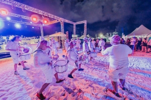 Prome anochi di Love Festival 2017 tabata hopi varia