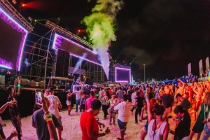 Prome anochi di Love Festival 2017 tabata hopi varia