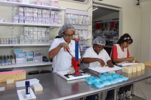 Ha’Bon Aruba y Fundacion Pa Nos Comunidad ta forma un alianza
