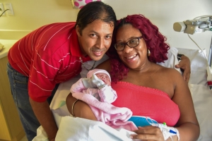 E prome baby di New Bed Tower di Hospital a nace