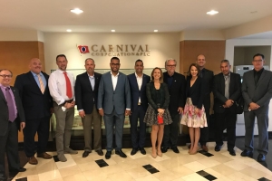 Autoridadnan di turismo a reuni cu Carnival y Royal Caribbean Cruise Lines