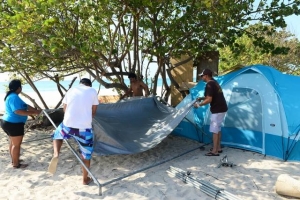 Cuerpo policial cu regla y fecha pa temporada di campamento