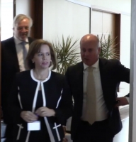 Gobierno a reuni cu secretario di estado Knops riba e.o. Venezuela