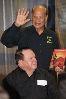 Rudy Croes a lansa su buki ‘E hombr’i pueblo' completo na papiamento