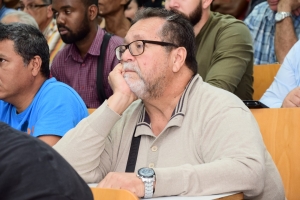 Hopi interes pa anochi di informacion pa introduci royalties pa artistanan
