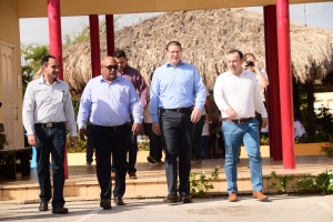 Gobernador Boekhoudt a efectua apertura di Aruba Doet