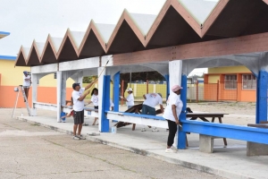 Mas di 4000 voluntario a participa den prome dia di Aruba Doet