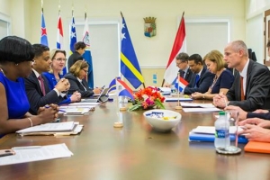 Aruba lo haya asistencia tecnico Hulandes pa ‘deal’ cu refugiadonan Venezolano