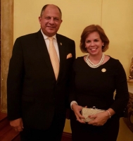 Prome minister di Aruba a cena cu presidente saliente di Costa Rica
