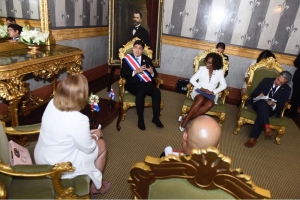 Prome minister Wever a reuni cu Presidente di Costa Rica