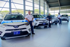 Garage Cordia a entrega 3 Toyota RAV4 Hybrid na Polis