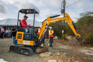Web cu groundbreaking pa ‘ringleiding 2’ pa suministra di awa