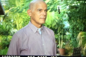 Conocido presentador di noticia Ruben Trapenberg a fayece 