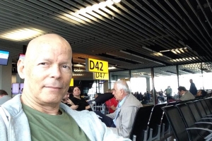 Conocido presentador di noticia Ruben Trapenberg a fayece 