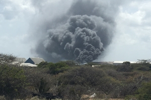 Candela na dump di Parkietenbos diabierna a hala atencion