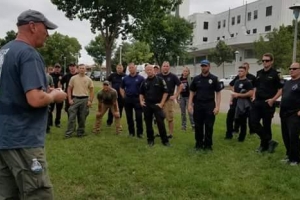 Unidad BOT-K9 Arubano di KIA/CEA a entrena polis Mericano na St. Paul Minnesota