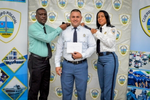 46 agente di polis a wordo promociona