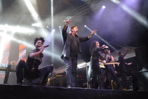 KC & The Sunshine Band y Grace Jones a mustra cu nan t'ey pa keda
