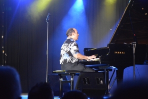 Michel Camilo, Burt Bacharach y Ceelo Green tabata grandi p'e amantenan di Jazz