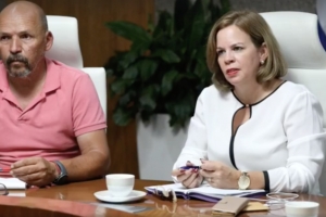 Gobierno di Aruba cu reunion urgente diasabra riba tema di asilo politico 