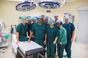 Aruba prome pais pa uza bril tipo hololens durante operacion