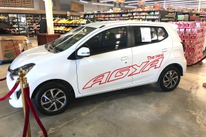 Garage Cordia su auto AGYA den Super Do It Center na Shaba