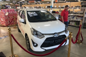 Garage Cordia su auto AGYA den Super Do It Center na Shaba