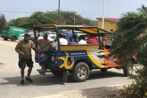 Ta turistanan alerta a descubri van cu e personanan perdi awe mainta