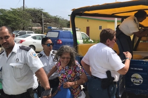 Ta turistanan alerta a descubri van cu e personanan perdi awe mainta