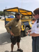 Ta turistanan alerta a descubri van cu e personanan perdi awe mainta