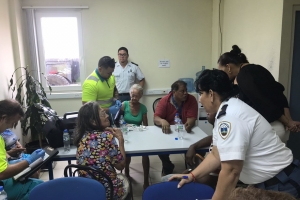 Ta turistanan alerta a descubri van cu e personanan perdi awe mainta