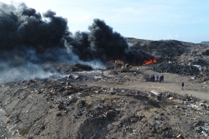 Un biaha mas dump di Parkietenbos tabata na candela