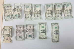Afpakteam a confisca 10 mil florin di bendedornan di droga diasabra