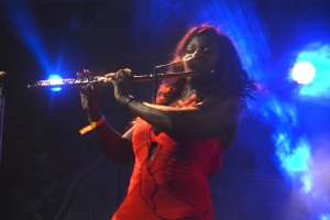 Karen Sledge y Eric  Darius a captiva publico na Caribbean Sea Jazz