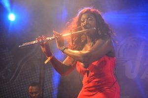 Karen Sledge y Eric  Darius a captiva publico na Caribbean Sea Jazz
