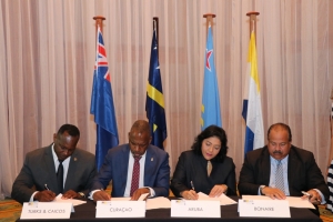Aruba a firma declaracion pa sigui coopera entre LGOnan den Caribe