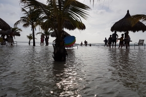 Laman bruto a subi tera na Eagle y Palm Beach diadomingo 
