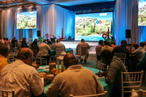 Aruba a conmemora 60 aña di turismo crucero durante simposio