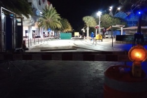 Trabounan pa drecha Havenstraat ta avansando