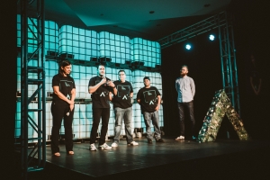 E ocho finalistanan pa conferencia di ATECH 2018 ta conoci 