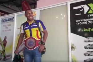 Campeon di Kick Boxing Panamericano, David Lee Winklaar a bolbe Bonaire awe